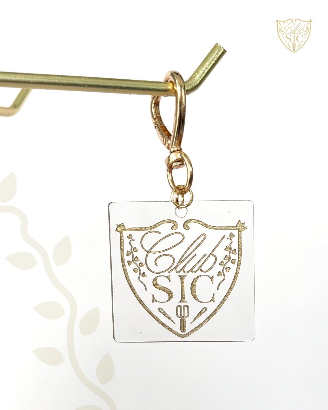 Charm Needle Threader by Devin